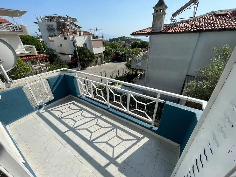 Merkezde Denize 5 Dakika Villa 쿠사다시