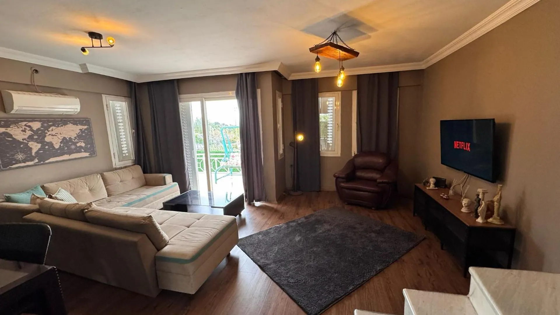 Merkezde Denize 5 Dakika Villa 쿠사다시
