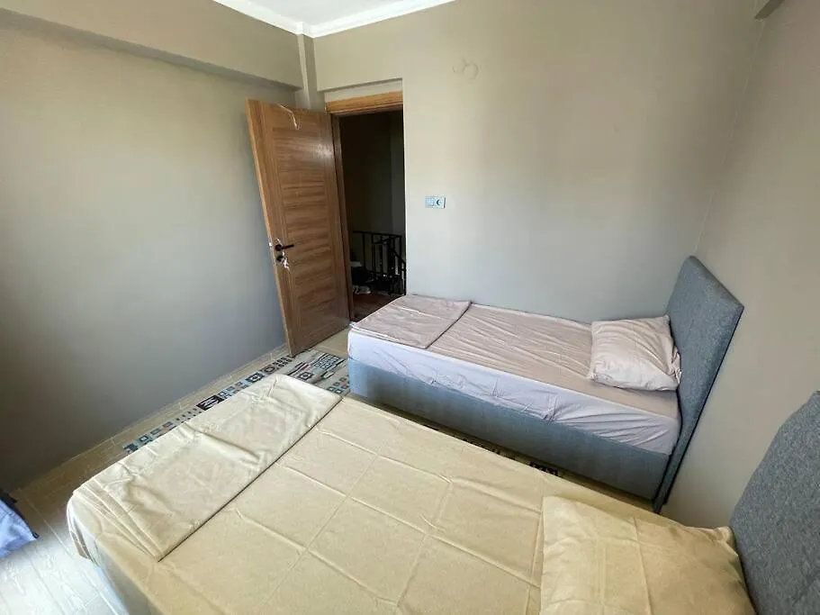 Merkezde Denize 5 Dakika Villa Kusadasi
